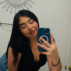 Meet your Posher, Ariana